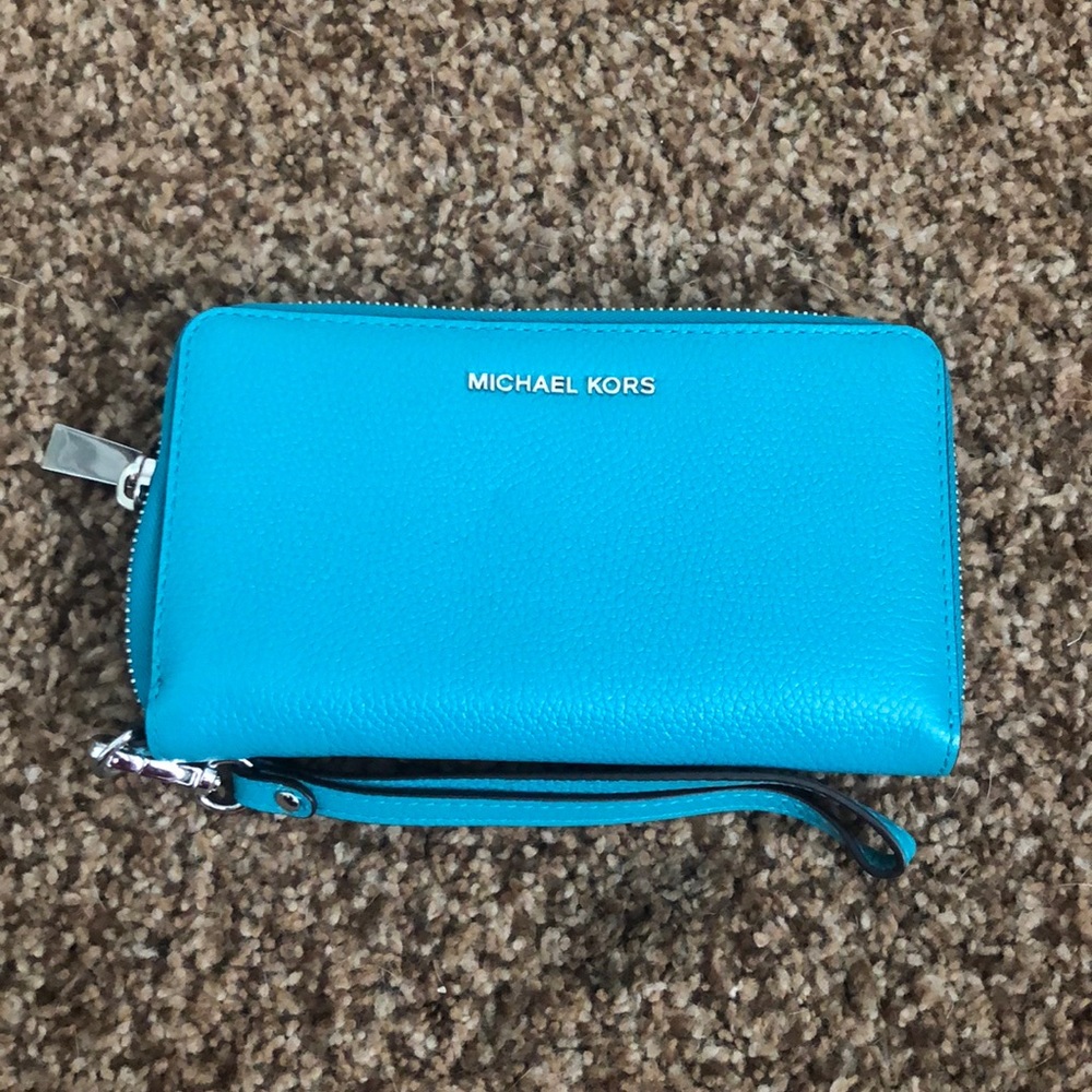Michael Kors wristlet